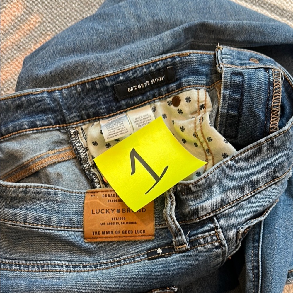 LUCKY ๐ BRAND SKINNY JEANS 2 PAIR SZ 6/28 - Picture 3 of 14